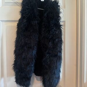 Black Faux Fur Vest Xs